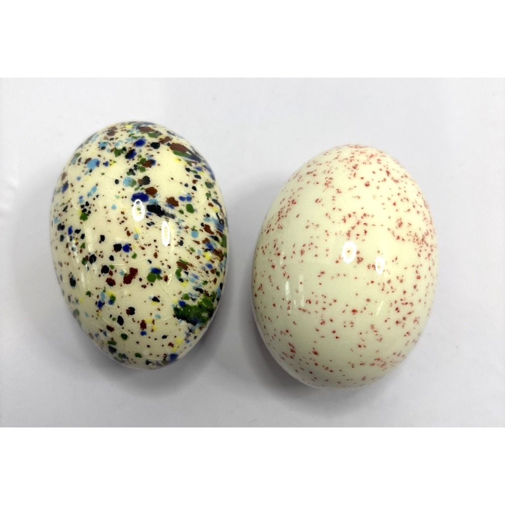 Lot of 2 Multicolored Life-Sized Ceramic Eggs‎ Speckled Easter
